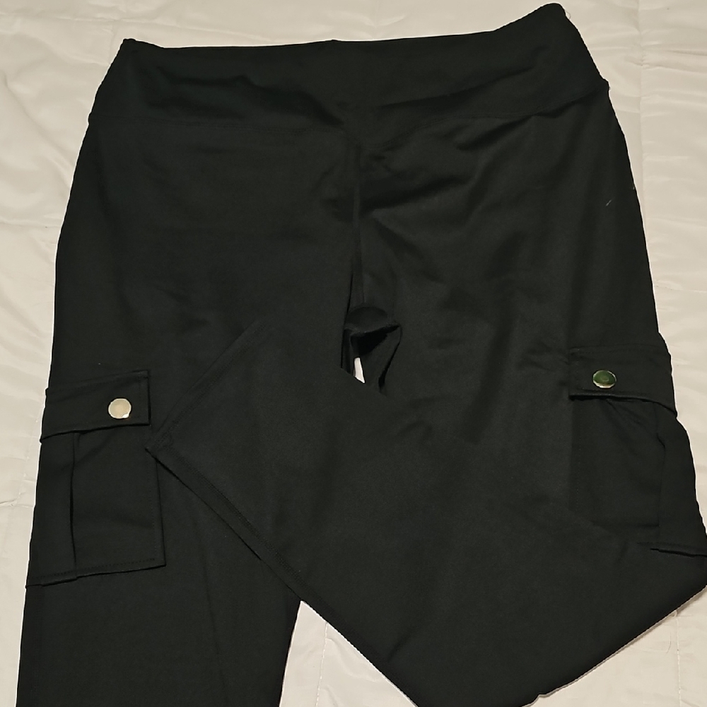 Butt Lifting Leggings With Cargo Pockets